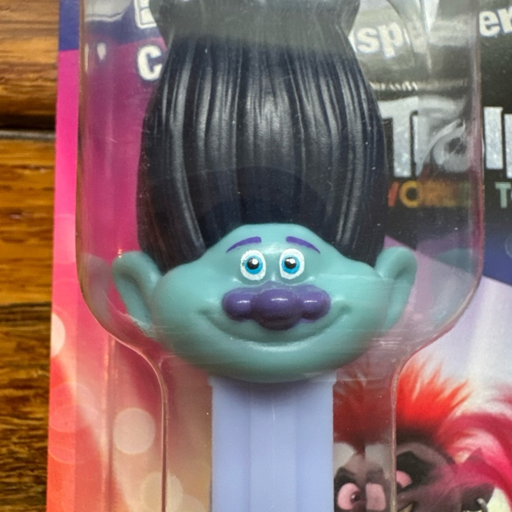 2023 Lot of 3 Trolls Pez ~ Poppy, Branch & Guy Diamond ~ New On Cards - Picture 3 of 10